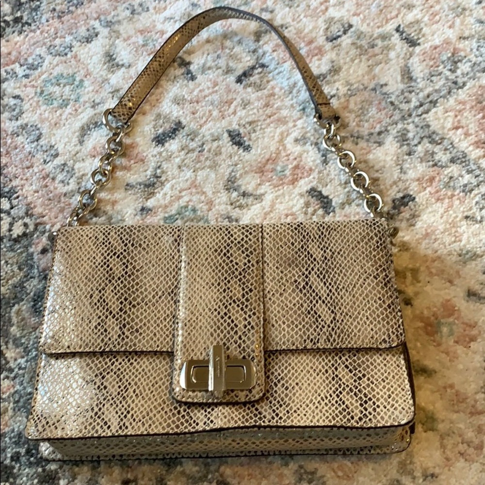 Snakeskin print chain handbag